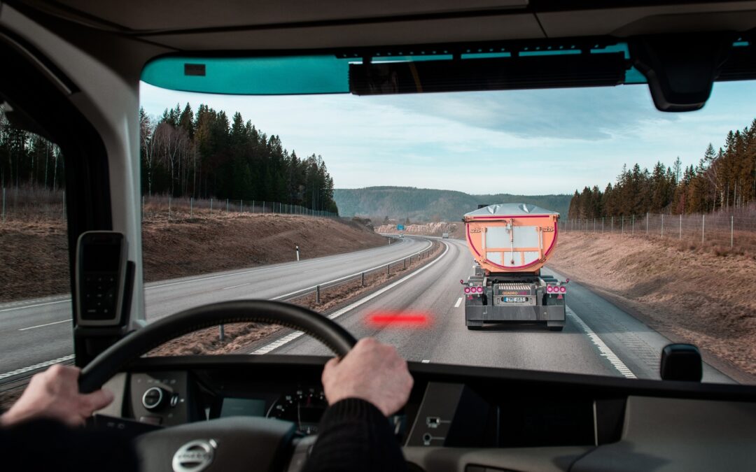 Veiligheidsoplossing van Volvo Trucks helpt chauffeurs om afstand te houden