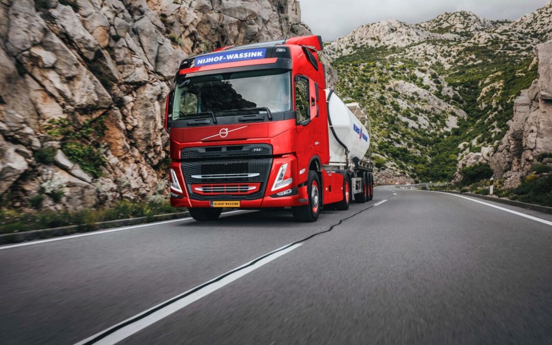 Honderd Volvo-trucks voor Nijhof-Wassink