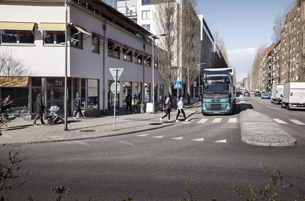 Volvo Trucks voegt unieke geluiden toe aan zijn elektrische trucks voor meer veiligheid