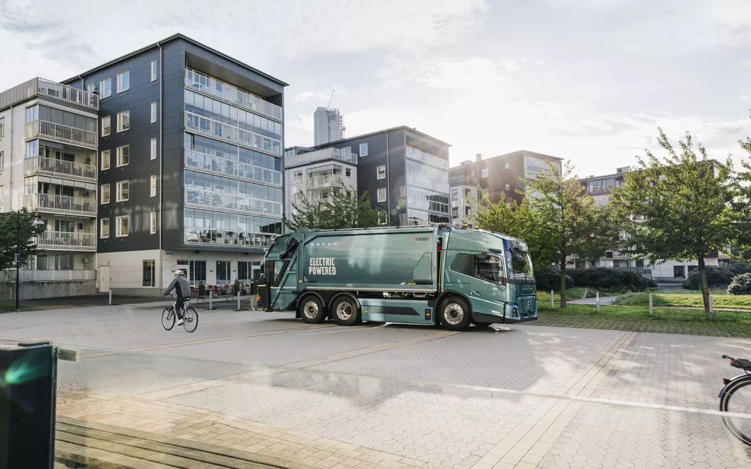 Volvo introduceert allereerste uitsluitend elektrische truck, geoptimaliseerd voor schoner en veiliger stadstransport