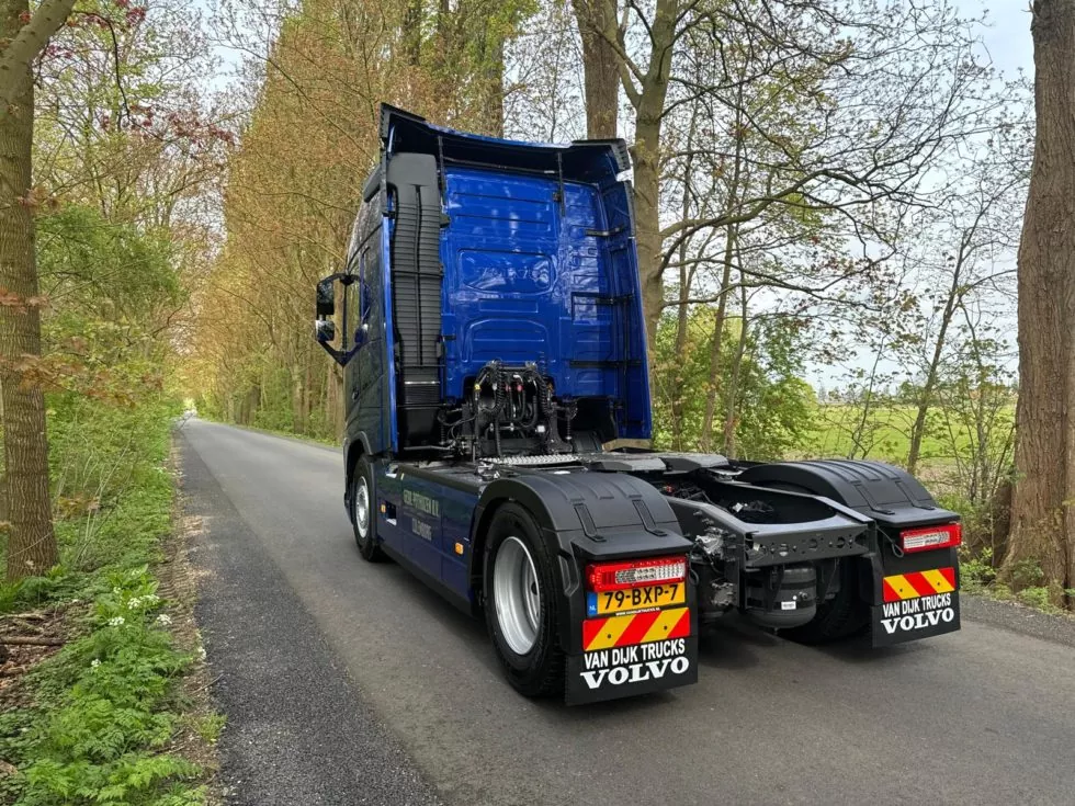 Van Dijk Trucks Aflevering Volvo Trucks Gebr. Pothuizen Volvo FH